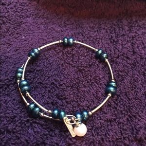 Vantel Pearls Wire Wrap Bracelet